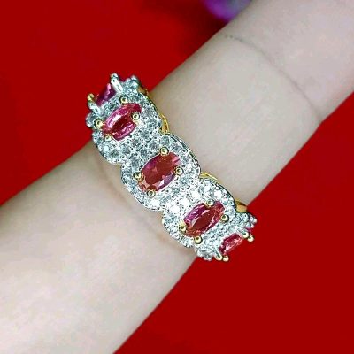 แบบแหวนสีชมพูหวานฉ่ำ 100 บาททุกวง ปรับขนาดได้ฟรีไซส์ – R23 พลอยชมพูขอบเพชร