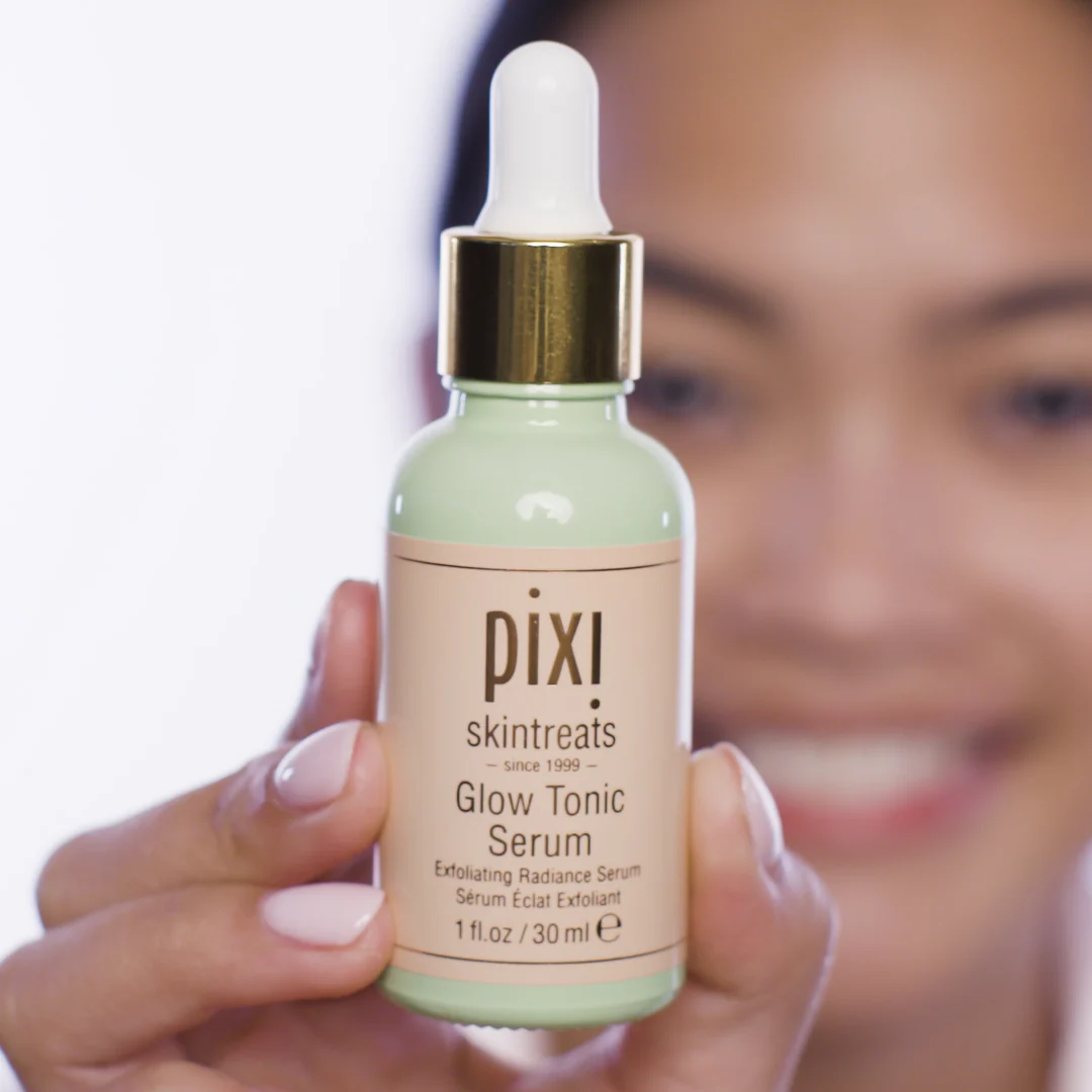 20250109_GLOW_TONIC_SERUM_HOW_TO_STILLS_ECOM__1.1_.00_00_00_00.Still001_1758869491.webp