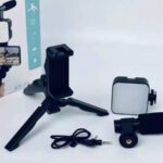 vlogger-video-making-kits-vlog-microphone-led-fill-light-mini-tripod-mobile-holder-51_1726924349.jpg
